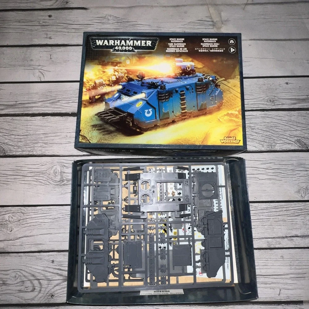 Warhammer 40k Space Marine Razorback 2004 Vintage Packaging New - Open Box